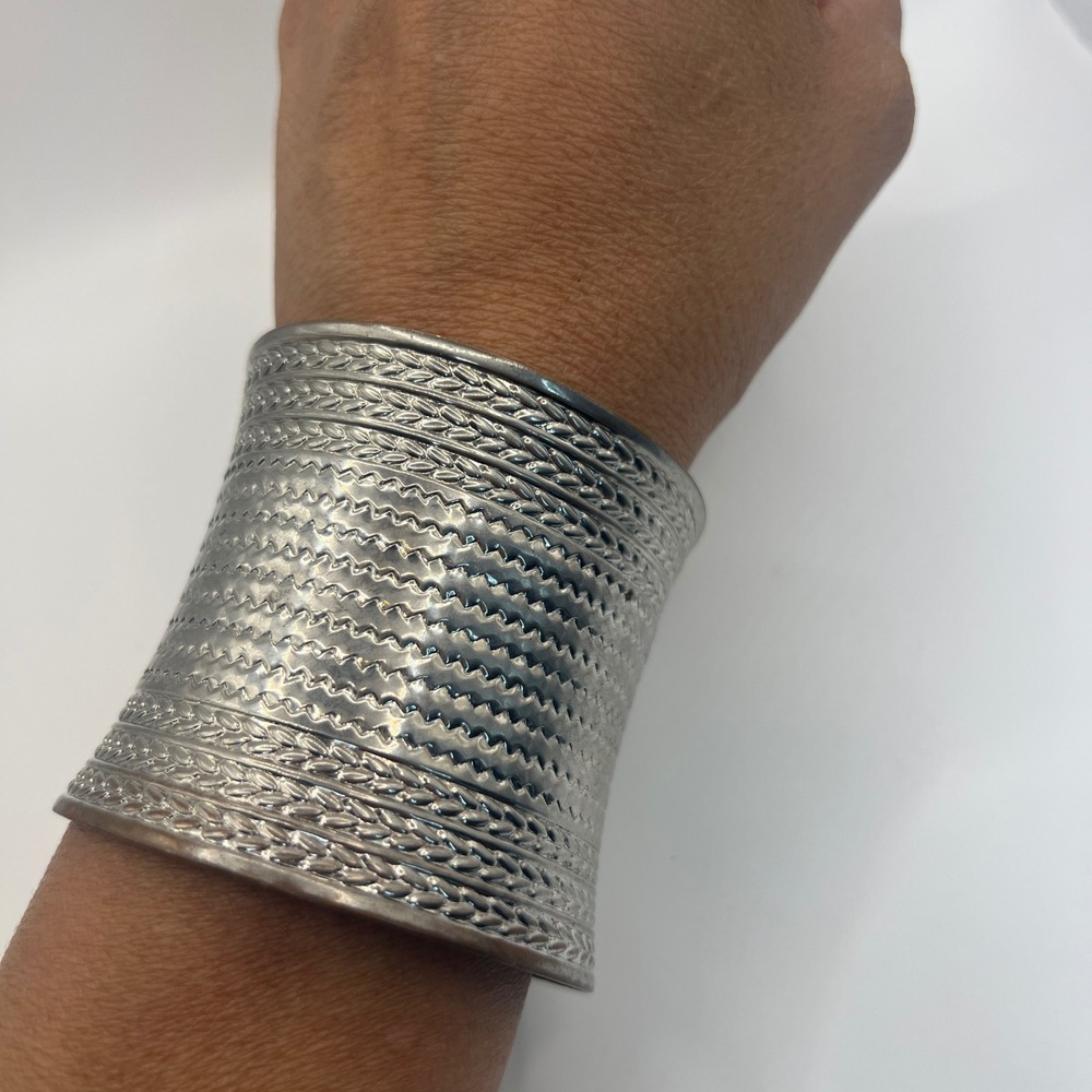 Silver Tone Wide Embossed Cuff Bracelet Boho Statement Zigzag Wheat Pattern